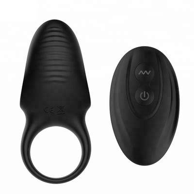 แหวนอวัยวะเพศชายไร้สายของเล่นทางเพศ 10 ความเร็วการควบคุมระยะไกล Clit Vibrator